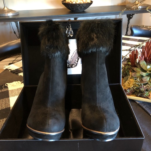 BCBG MaxAzria Black Suede Fur Topped Short Boots - Picture 1 of 5